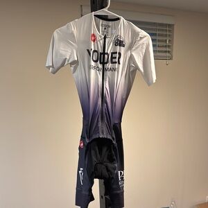 Yoder Performance Black and White Tri Kit